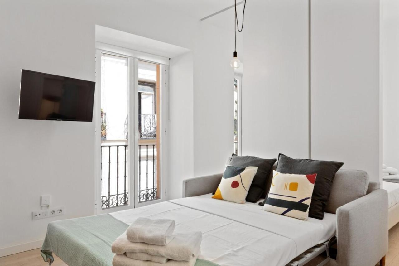 Modern 1 Bedroom Apartment Near Lavapies 马德里 外观 照片