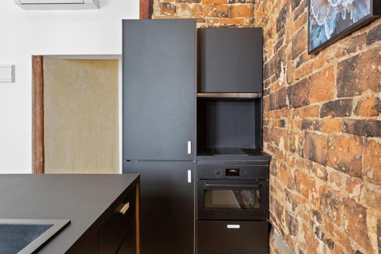 Modern 1 Bedroom Apartment Near Lavapies 马德里 外观 照片
