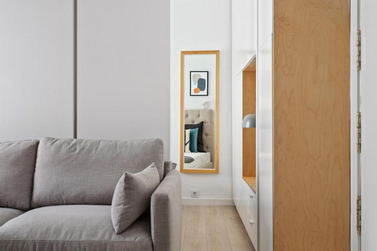 Modern 1 Bedroom Apartment Near Lavapies 马德里 外观 照片